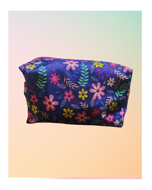 Neceser Flores
